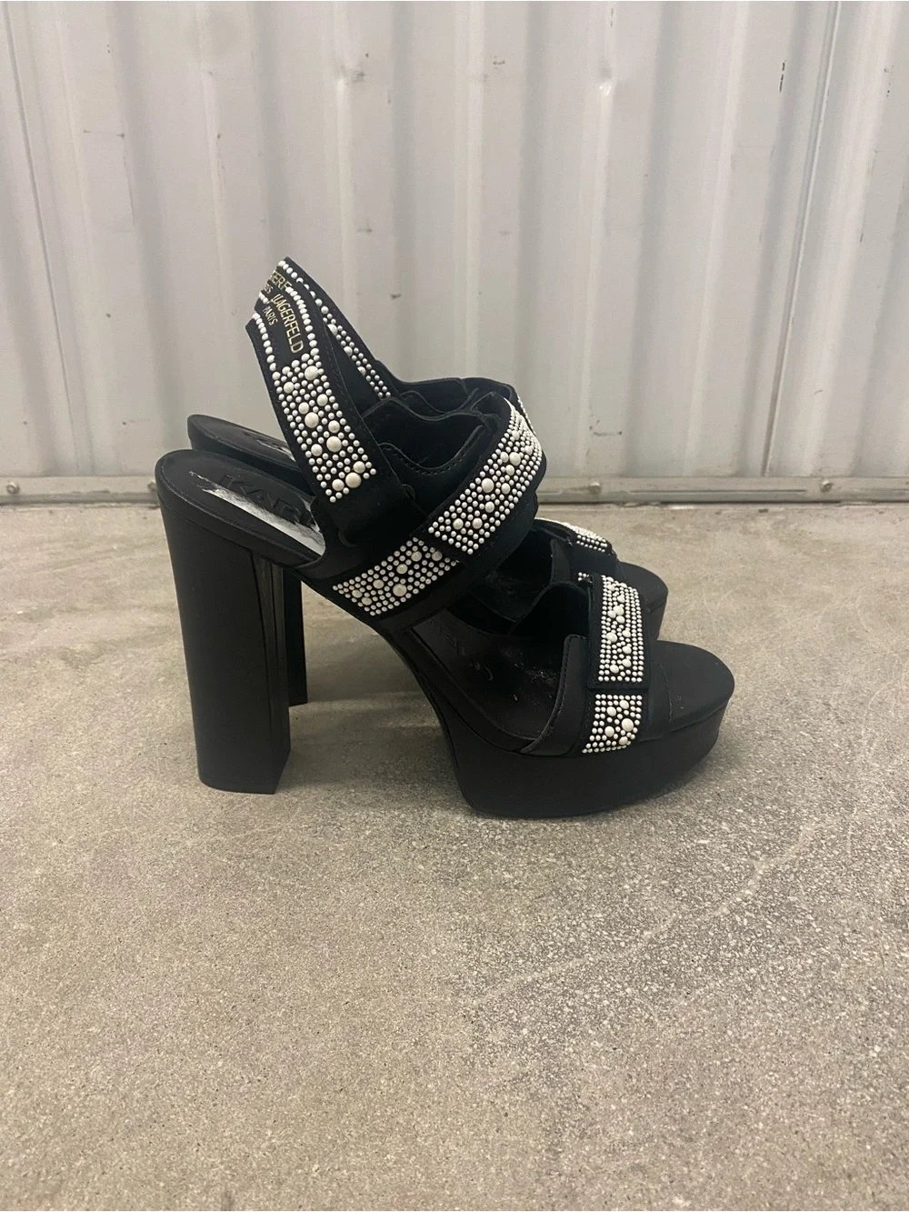 NEW Karl Lagerfeld Black Embellished Platform Heels with Studded Pearl, Size 9